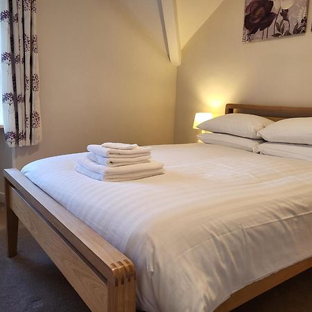 The Bay House Lake View Guest House - Adults Only Bowness-on-Windermere Room photo