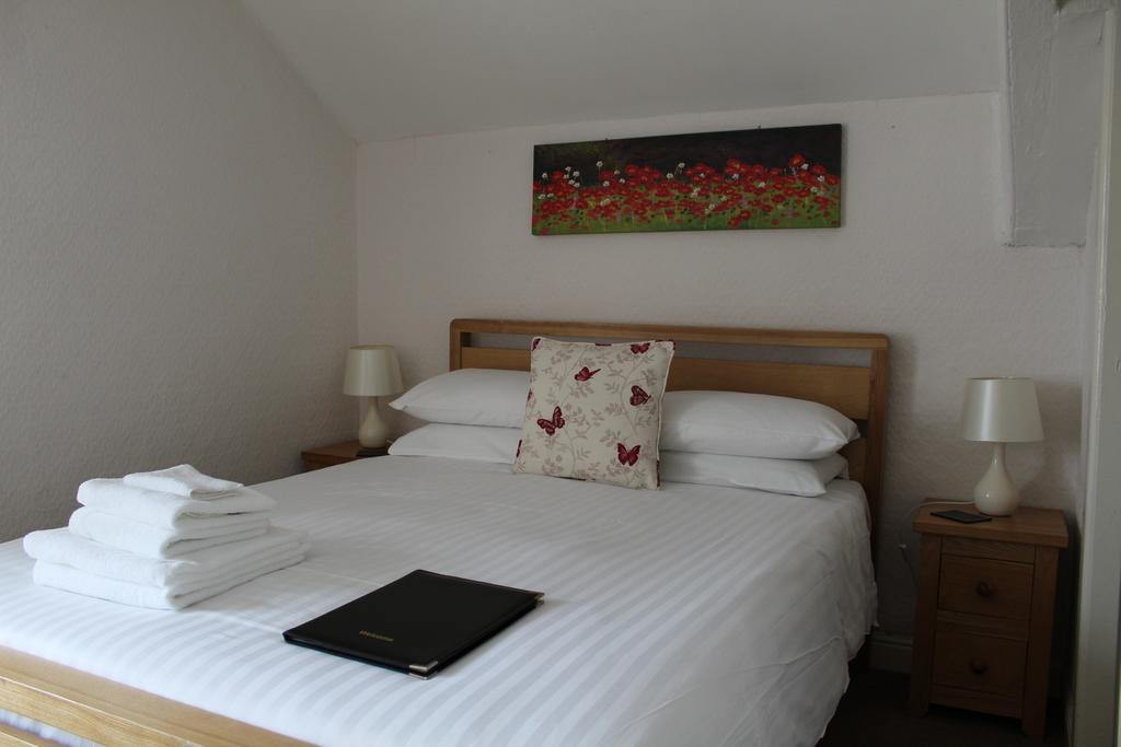 The Bay House Lake View Guest House - Adults Only Bowness-on-Windermere Room photo